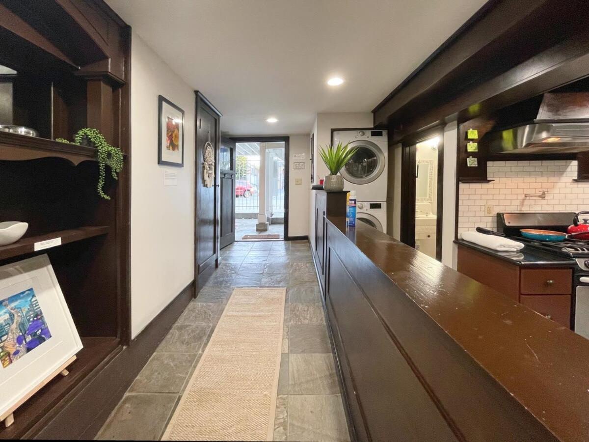 Artist'S Apartment In The Heart Of The City Сакраменто Екстериор снимка