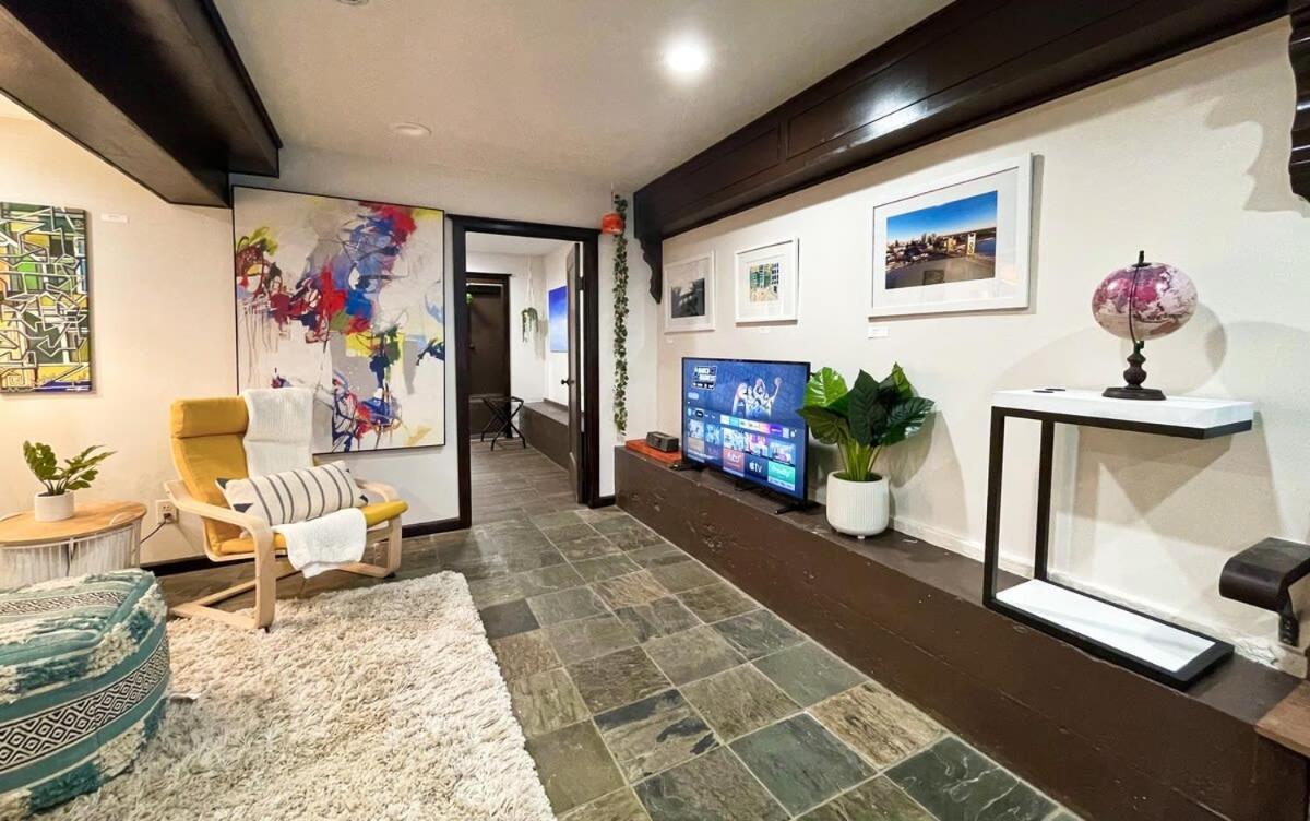 Artist'S Apartment In The Heart Of The City Сакраменто Екстериор снимка